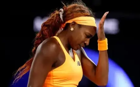 Coco Gauff Frustratedly Smashes Racket After Australian Open Quarterfinal Collapse