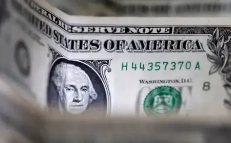 Dollar Plummets to Four-Year Low; Trump Dismisses the Drop