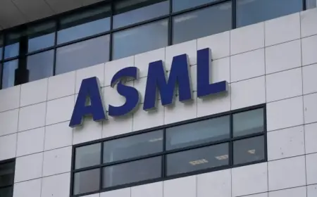 ASML Reports Record $11.5B Profit in 2025; Plans 1,700 Job Cuts