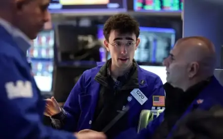 Morning Market Brief: Essential Insights for Canadian Investors Today