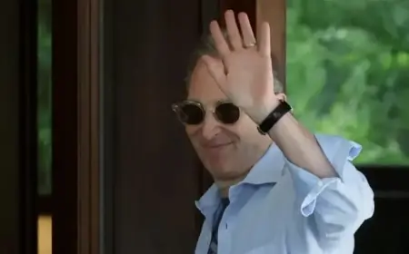 Amazon Execs Frame Layoffs as ‘World’s Largest Startup’ Transformation, Internal Memos Reveal