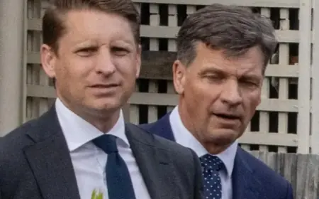 Taylor and Hastie Host Crucial Liberal Leadership Summit