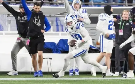 QB Mensah, WR Barkate Transfer from Duke to UM