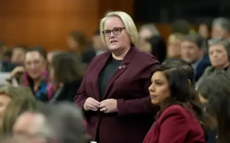 Nearly Half of Women Veterans Council Resigns in Mass Departure