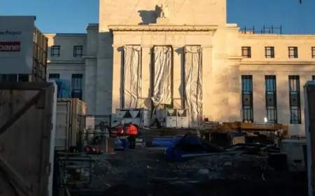 Federal Reserve Maintains Interest Rates Amid Political Pressure