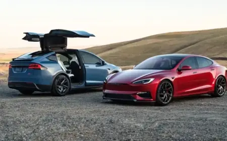 Tesla Halts Model S and X Production by 2026 to Prioritize Robots