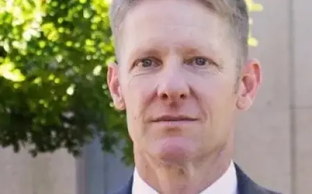 Ayotte Appoints Four to Key State Roles, Including NH Supreme Court