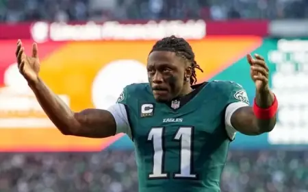 Top 10 NFL Stars Likely to Be Traded and Their Potential Teams