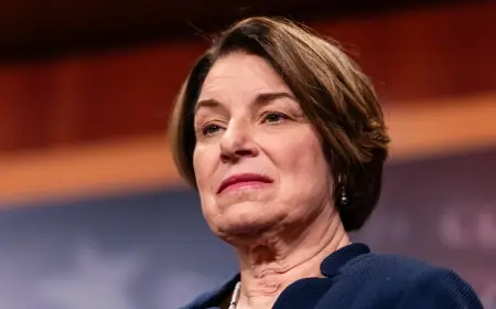 Amy Klobuchar Signals Possible Minnesota Governor Run as 2026 Race Accelerates