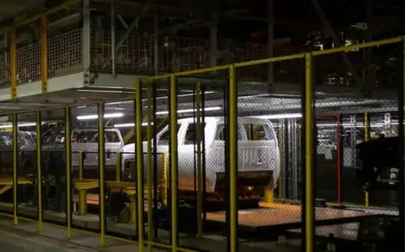 GM Cuts Third Shift at Oshawa Plant, Affecting 1,000 Jobs: Unifor