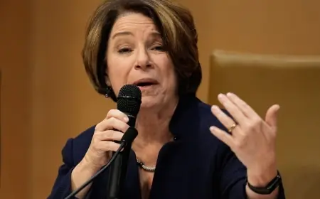 Amy Klobuchar jumps into Minnesota governor race as 2026 campaign is reshaped by immigration enforcement clashes and fraud scrutiny
