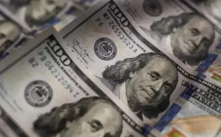 U.S. Dollar Hits Lowest Level in 4 Years: Discover the Reasons