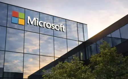 Microsoft Stock Rises Before Earnings Despite UBS Target Cut and Ongoing Outage