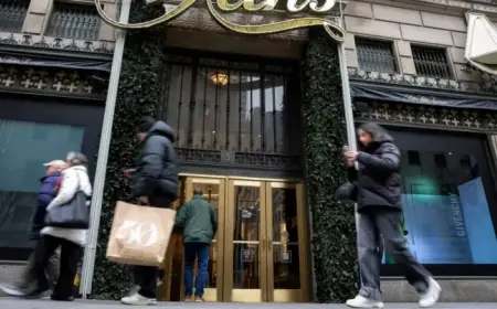 Amazon and Chanel Join Saks Creditors in Bankruptcy Representation