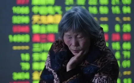 Asia Stocks Surge, Poised for Best Month in Three Years