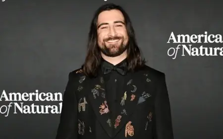 Noah Kahan Unveils New Album “The Great Divide”