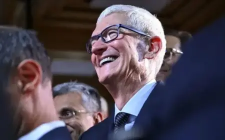 iPhone 17 Calms Wall Street Fears Over Apple’s AI Challenges