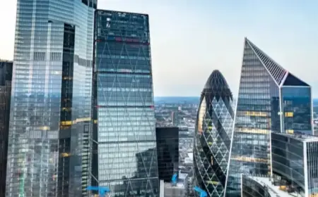 London Stocks Fall from Intraday High; Iran Tensions Boost Oil Prices