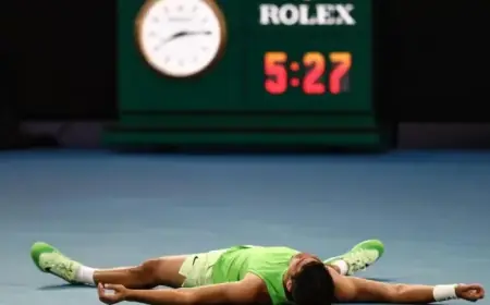 Alcaraz Battles Cramps; Zverev Takes the Third Set