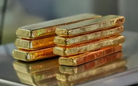 Is Gold’s Safety Overstated Despite Potential Climb?