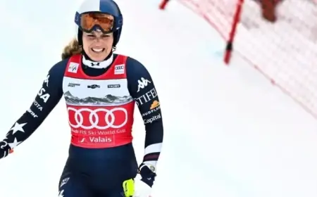 Lindsey Vonn Falls in Final Olympic Downhill Prep Race