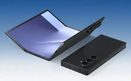 Galaxy Z TriFold Debuts at $2,900 with No Trade-In Option