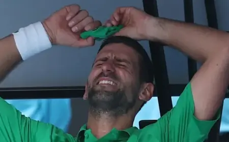 Djokovic’s Semi-Final Hopes Threatened by Painful Foot Blisters