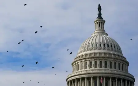 Senate Stalls Funding Deal, Increasing Odds of US Government Shutdown