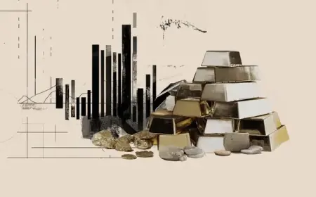 Gold Falls from Record Highs as Profit-Taking and Stronger US Dollar Impact