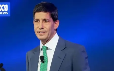 Trump Selects Kevin Warsh as New Fed Chair