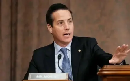 GOP Lawmaker Moves to Block Welfare Recipients’ Overseas Transfers