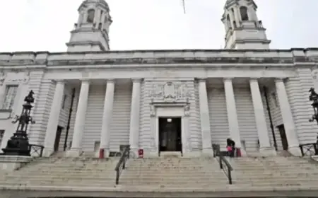 Convicted Pedophile Caught with Hundreds of Indecent Images, Discussed Abuse Online