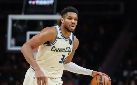 Warriors Pursue Quick Antetokounmpo Trade; Brooklyn and Lakers Show Interest