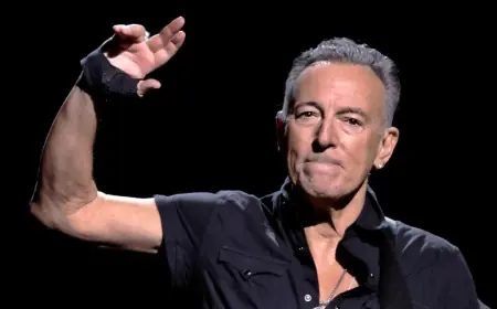 Bruce Springsteen new song “Streets of Minneapolis” debuts live with Tom Morello