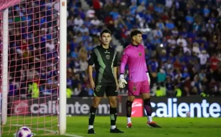 Cruz Azul Leads FC Juárez 2-0 in Live Match
