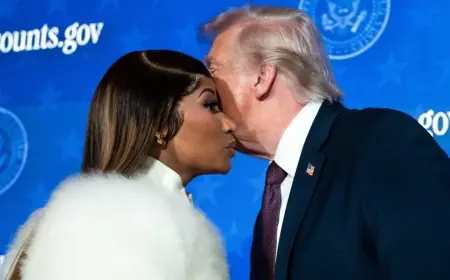 Nicki Minaj, Trump and the “Gold Card” reignite citizenship questions