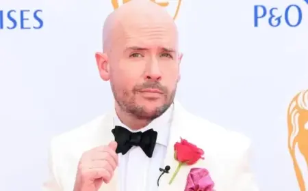 Tom Allen Joins Hit West End Musical for Limited Spring Run