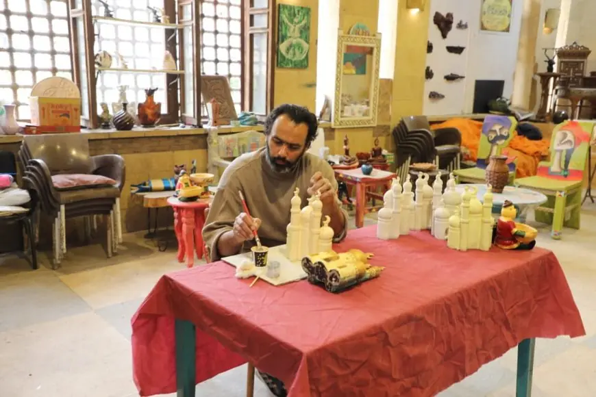 محافظ القاهرة يطلق معرض الحرف التراثية واليدوية في سوق الفسطاط لتعزيز الثقافة المحلية