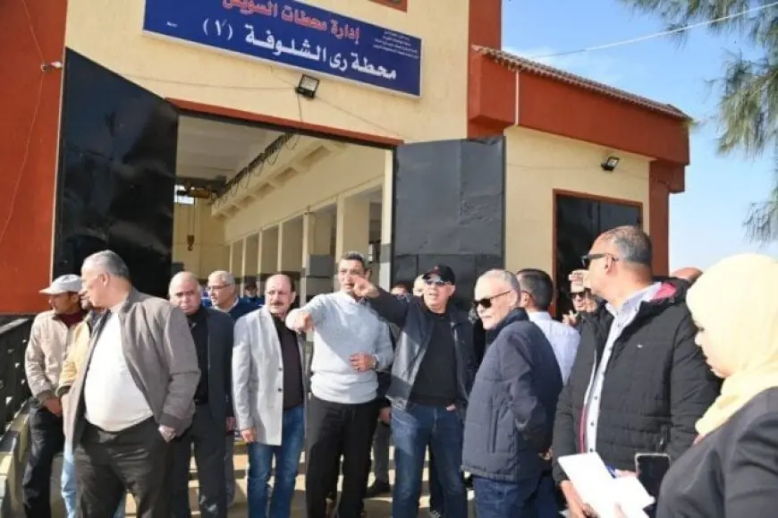 وزير الري يراجع تطوير المنظومة المائية ومشروع محطة الشرب في السويس