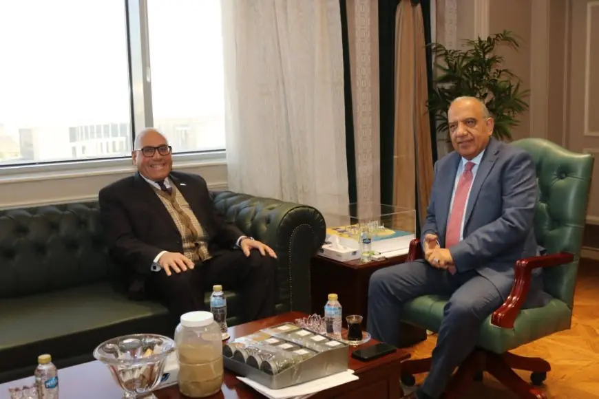 وزير الكهرباء يؤكد دعم خطة الدولة للتوسع في الطاقات النظيفة وتحسين كفاءة مشروعات الطاقة