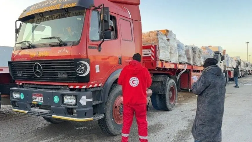 الهلال الأحمر يعلن عن قافلة زاد العزة الـ110 محملة بـ5600 طن من المساعدات الإنسانية الشاملة
