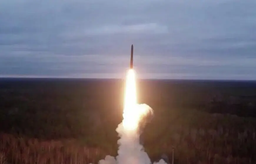 أوكرانيا: هجوم صاروخي باليستي بسرعة 13000 كم/ساعة يضرب غرب البلاد