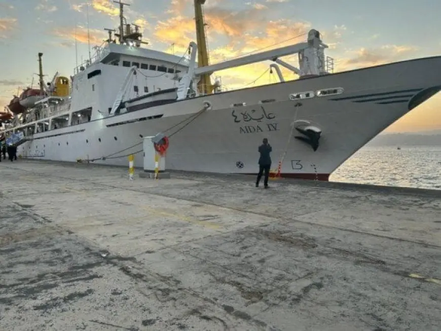 البحرية الأردنية: وصول السفينة المصرية عايدة 4 إلى العقبة يعزز التعاون العربي