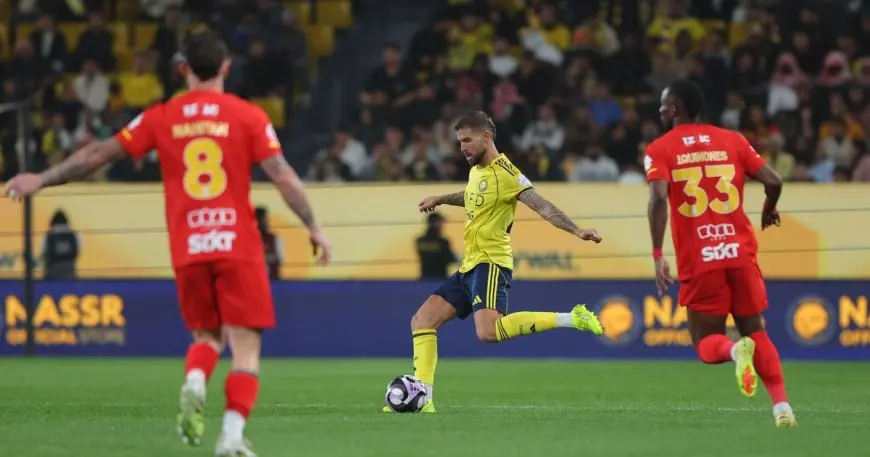 إينييغو مارتينيز يفكر في الرحيل عن النصر السعودي لحنين إلى برشلونة