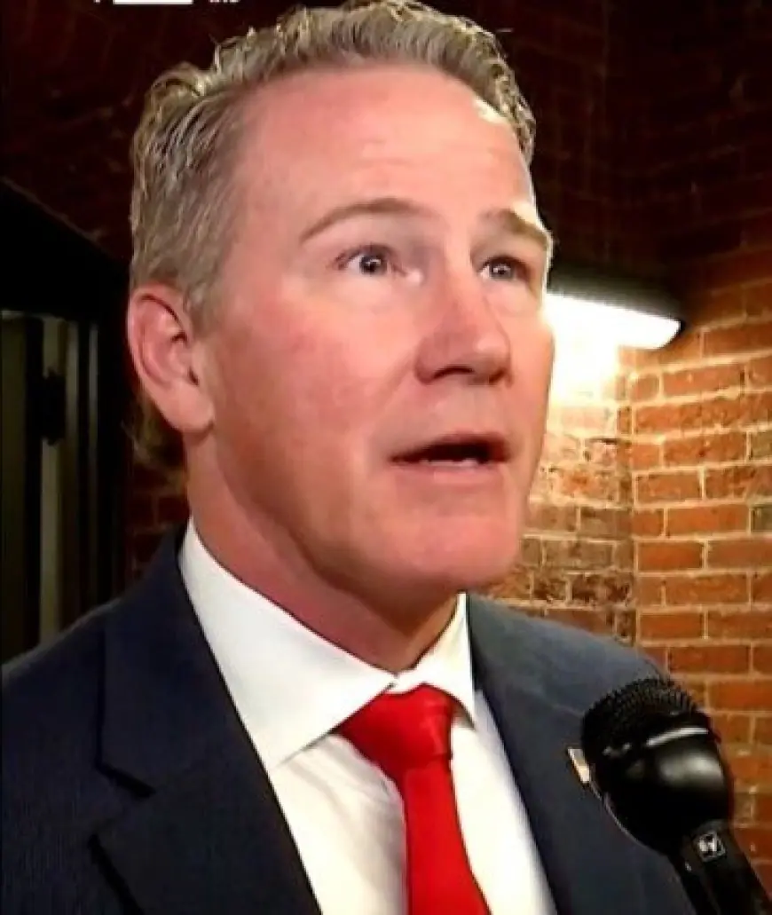 سيناتور جمهوري يحث الرئيس الأمريكي على تعزيز الحوار مع جرينلاند والدنمارك