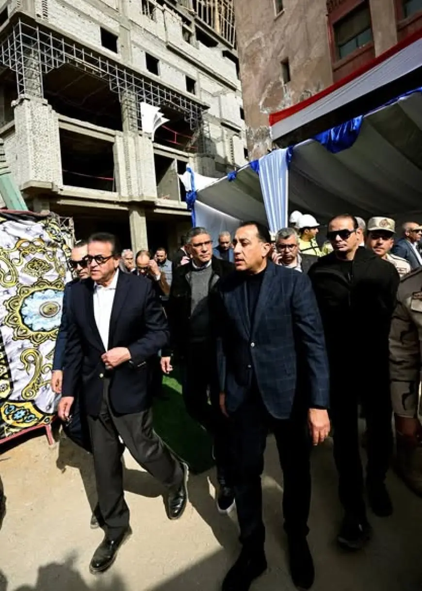 رئيس الوزراء يتابع تطورات تطوير مستشفى أم المصريين العام في الجيزة