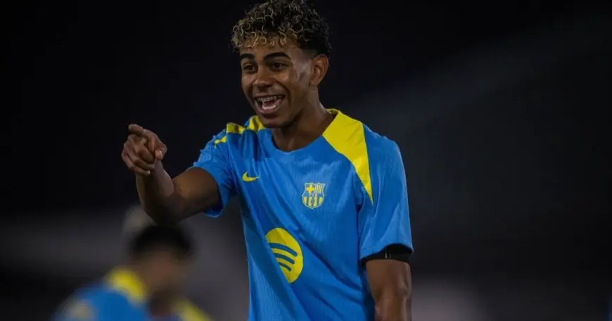 لامين يامال وليفاندوفسكي يتألقان في قيادة تشكيل برشلونة في كلاسيكو السوبر ضد ريال مدريد