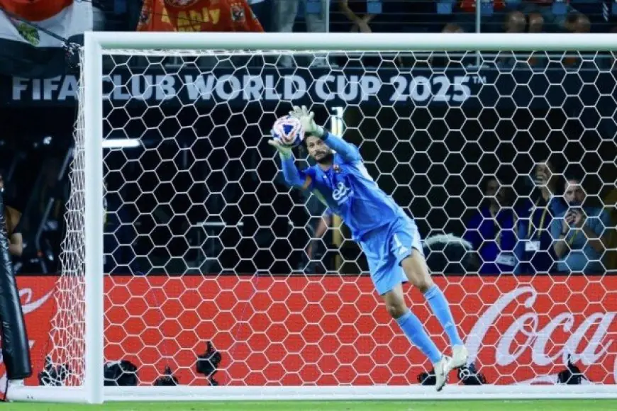 بشير التابعي يشيد بجرأة حسام حسن أمام كوت ديفوار ويؤكد على أهمية الشناوي