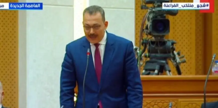 سمير صبري يبدأ مهامه بأداء اليمين الدستورية في افتتاح مجلس النواب