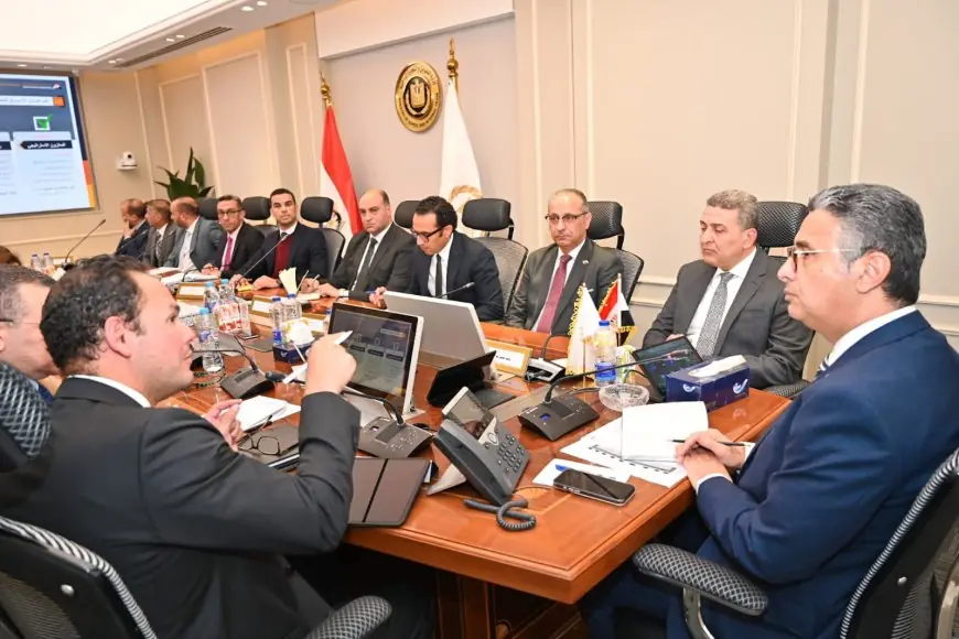 وزير التموين يخطط لتطبيق كارت المفتش لتعزيز الرقابة الرقمية على الأسواق